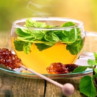 The Health and Beauty Benefits of Mint Tea